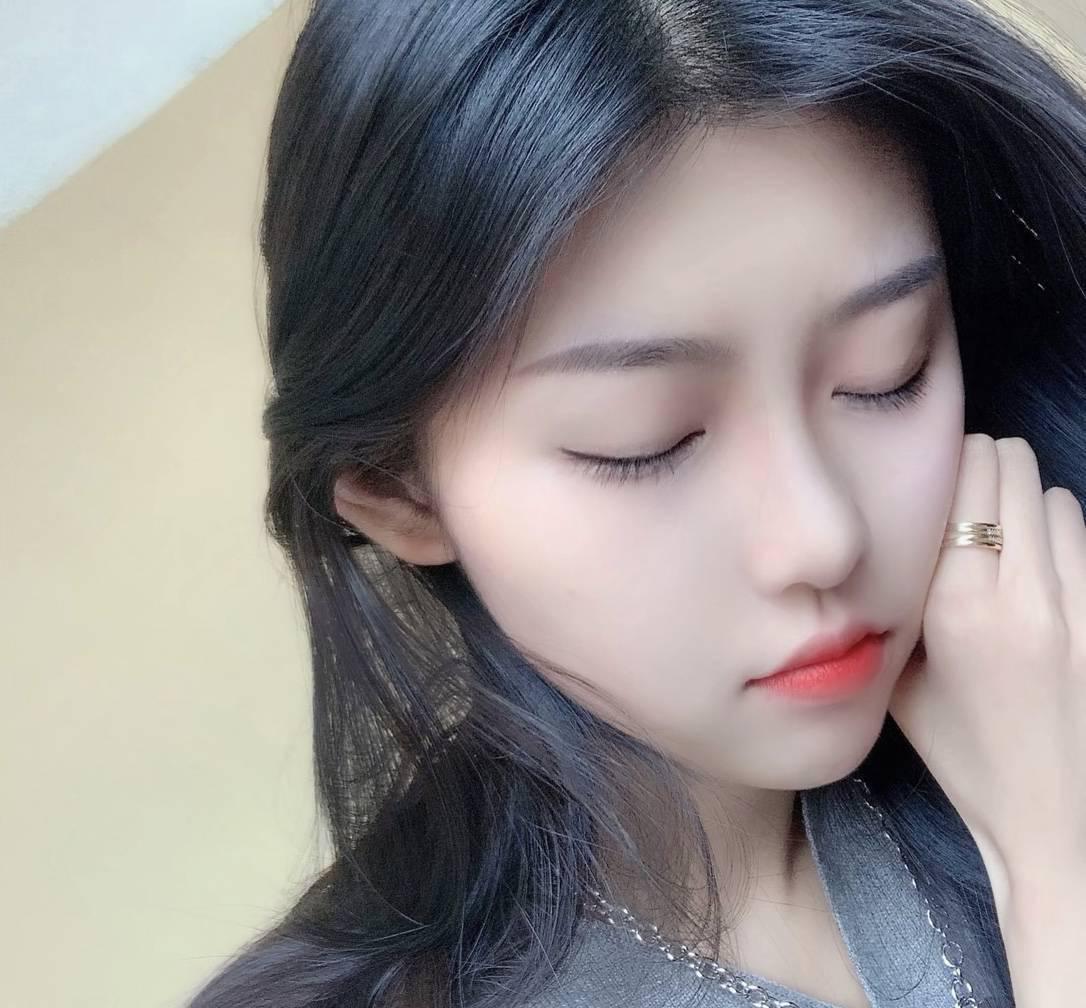 （真人验证）大一新生报到！粉嫩水多