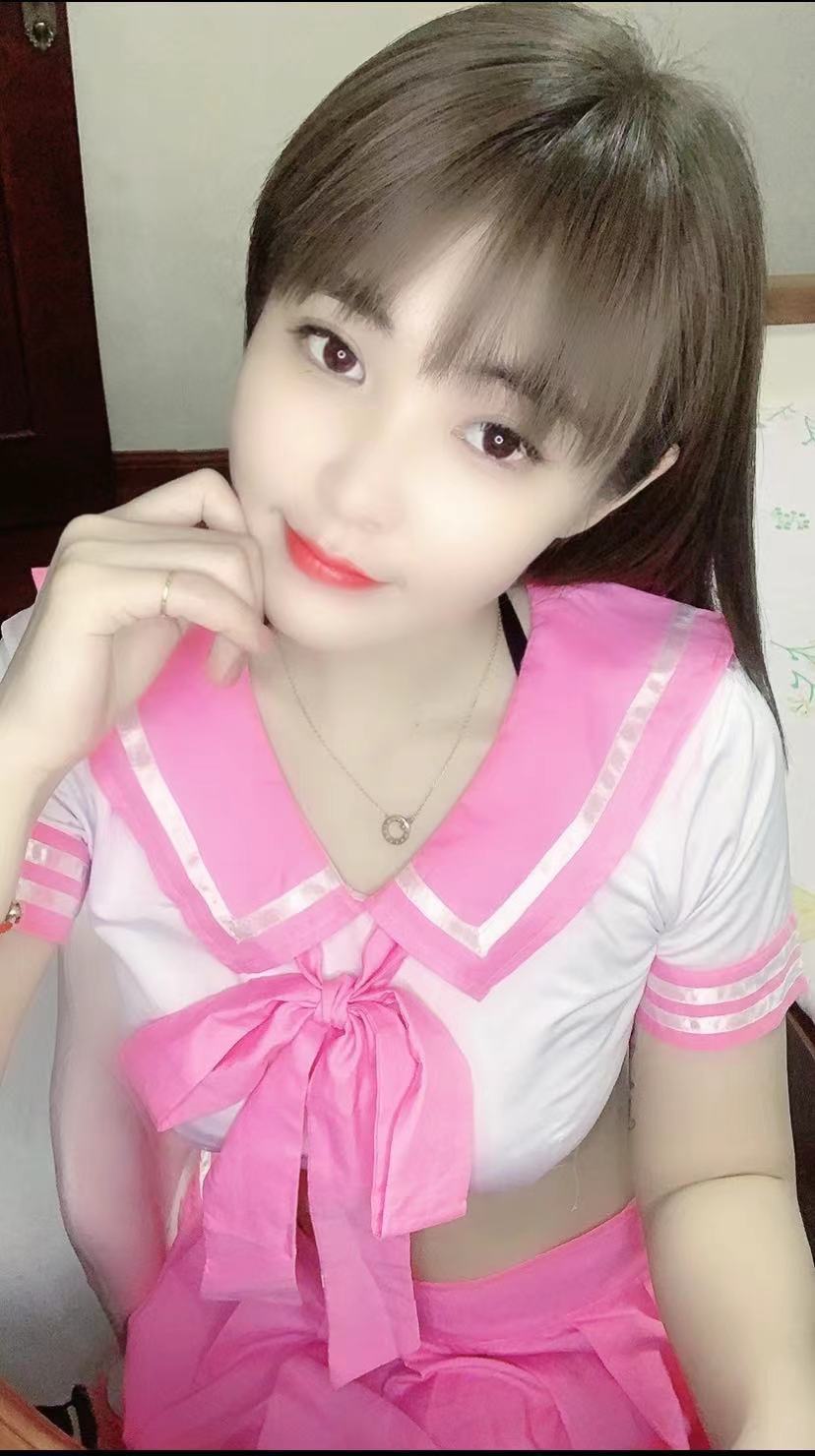 北工大清新小妹刚下水，眼睛会说话，清纯大方